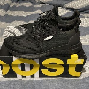 adidas Pharrell Williams Solar HU Ultraboost. Size 9. Like new. Black color.